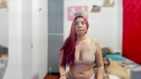 Snapshot of ariell_rose1 chatting on December 12, 2024, 5:52 am Stephany online show from December 12, 2024, 5:52 am