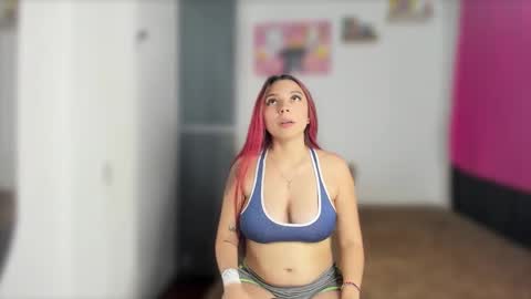 Snapshot of ariell_rose1 chatting on February 21, 2025, 4:40 am Stephany online show from February 21, 2025, 4:40 am