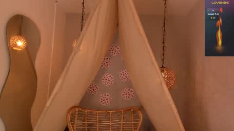 Snapshot of ariella_ruiz chatting on February 26, 2025, 3:19 pm A R I online show from February 26, 2025, 3:19 pm