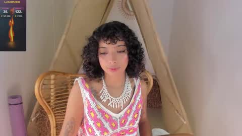 Snapshot of ariella_ruiz chatting on October 8, 2025, 12:14 pm A R I online show from October 8, 2025, 12:14 pm