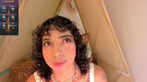 Snapshot of ariella_ruiz chatting on October 22, 2025, 12:05 pm A R I online show from October 22, 2025, 12:05 pm