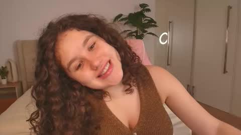 Snapshot of ariella_sol chatting on February 18, 2026, 11:11 pm Ariella GTM3 Tue Wed Thu Fri Sat 0400 am-1030pm online show from February 18, 2026, 11:11 pm