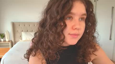 Snapshot of ariella_sol chatting on March 1, 2026, 7:16 pm Ariella GTM3 Tue Wed Thu Fri Sat 0400 am-1030pm online show from March 1, 2026, 7:16 pm