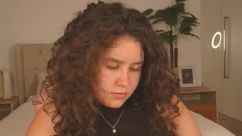 Snapshot of ariella_sol chatting on March 8, 2026, 2:04 am Ariella GTM3 Tue Wed Thu Fri Sat 0400 am-1030pm online show from March 8, 2026, 2:04 am