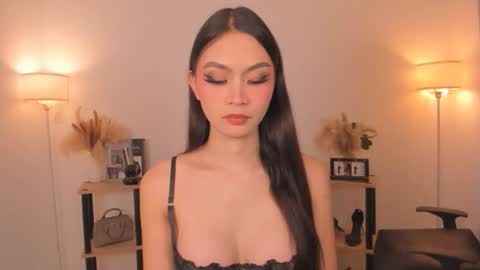 MIRA GREYSON online show from February 24, 2026, 1:20 pm