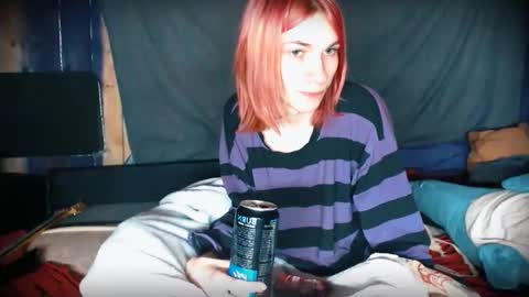 arielpinkcat online show from December 15, 2025, 4:44 pm