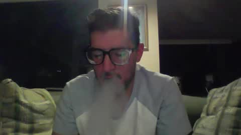 Snapshot of arielsinho chatting on September 15, 2025, 3:39 am Anon online show from September 15, 2025, 3:39 am