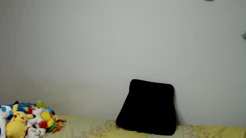 Snapshot of arielstarfish chatting on March 3, 2025, 12:48 am Ariel Starfish online show from March 3, 2025, 12:48 am