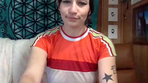 Snapshot of arielwyld chatting on February 24, 2025, 2:15 pm ariel  colin when hes here online show from February 24, 2025, 2:15 pm