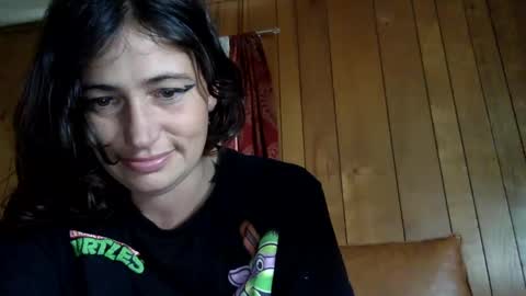 Snapshot of arielwyld chatting on October 6, 2025, 2:03 pm ariel  colin when hes here online show from October 6, 2025, 2:03 pm