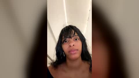 Snapshot of ariessisbetter chatting on July 19, 2026, 4:44 pm ariessisbetter online show from July 19, 2026, 4:44 pm