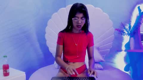 Arietta online show from November 17, 2025, 7:41 pm