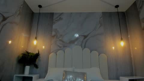 Arietta online show from January 6, 2026, 7:39 pm