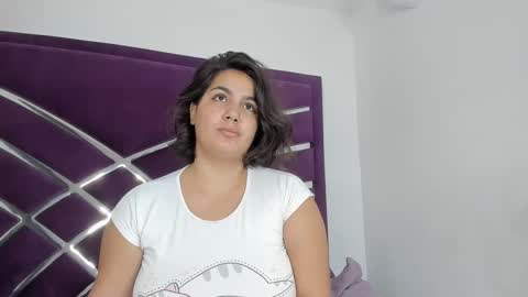 Snapshot of ariht chatting on December 15, 2024, 10:39 am ariht online show from December 15, 2024, 10:39 am