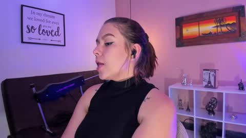 Snapshot of ariianabaker chatting on March 5, 2025, 6:12 pm Arianna online show from March 5, 2025, 6:12 pm
