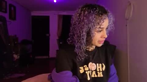 Arin online show from October 21, 2025, 11:38 pm