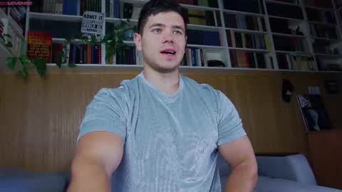 Snapshot of arilass chatting on September 28, 2025, 6:41 am A n g e l  f r o m  H e l l online show from September 28, 2025, 6:41 am