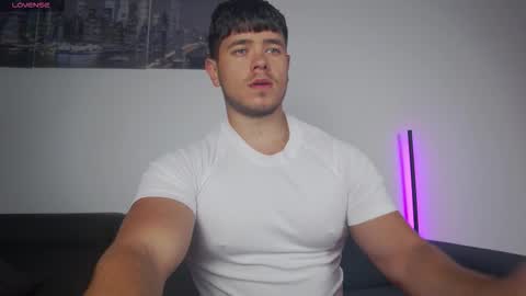 Snapshot of arilass chatting on December 21, 2025, 7:26 am A n g e l f r o m H e l l online show from December 21, 2025, 7:26 am