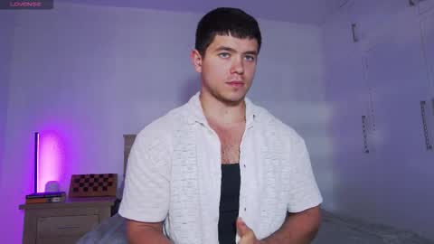 Snapshot of arilass chatting on February 19, 2026, 12:01 pm A n g e l f r o m H e l l online show from February 19, 2026, 12:01 pm