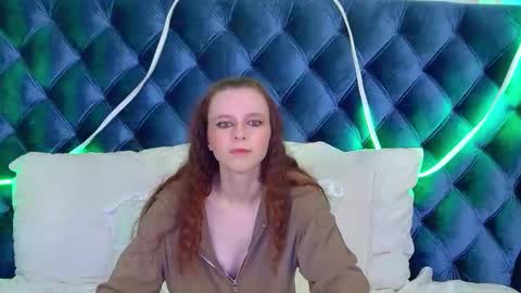 Arinakubrick online show from November 26, 2025, 4:35 am