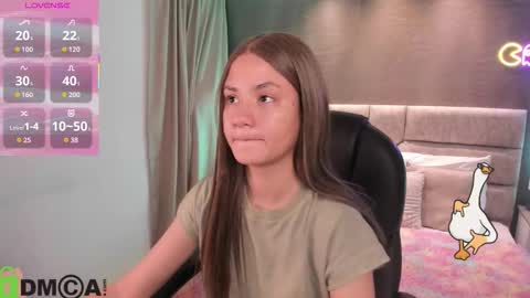 Snapshot of arinextdoor chatting on February 22, 2026, 3:51 am Ari online show from February 22, 2026, 3:51 am