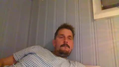 ariparikrigsmann online show from September 26, 2025, 8:13 pm