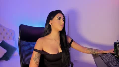 Ari Robert online show from March 10, 2025, 2:39 am