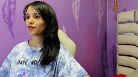 Snapshot of arisha_lee2 chatting on January 16, 2025, 8:33 am arisha_lee2 online show from January 16, 2025, 8:33 am