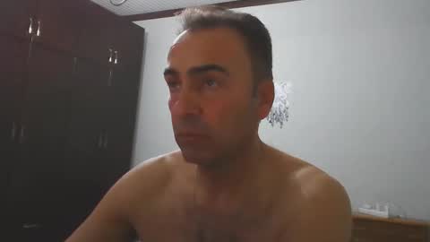 Snapshot of arism4 chatting on December 22, 2025, 5:59 am arism4 online show from December 22, 2025, 5:59 am