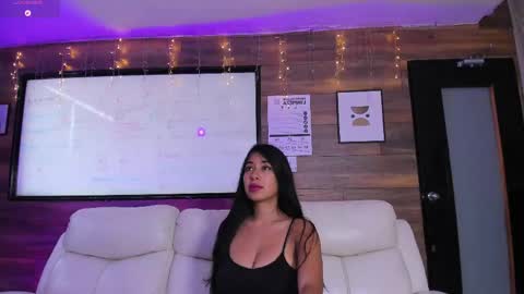 Ari  online show from June 5, 2026, 12:44 pm