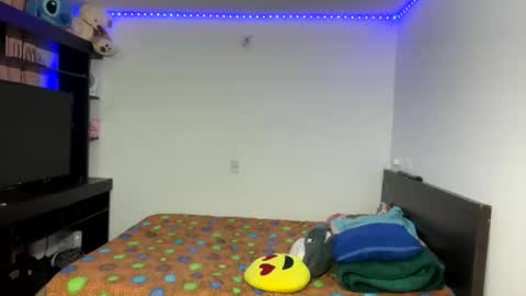 ariza1515 online show from March 11, 2025, 11:12 am