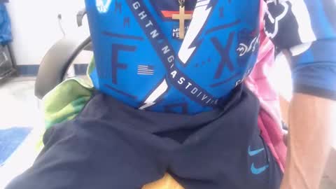 armaduradeacero online show from February 2, 2025, 7:46 pm