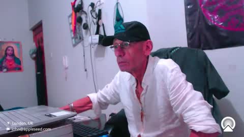 armaduradeacero online show from October 11, 2025, 10:03 am