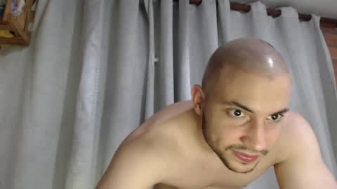 Snapshot of armando_2002 chatting on September 20, 2025, 4:46 am ARMANDO online show from September 20, 2025, 4:46 am