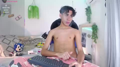 Snapshot of armondx_parkr chatting on February 3, 2026, 6:22 am armond online show from February 3, 2026, 6:22 am