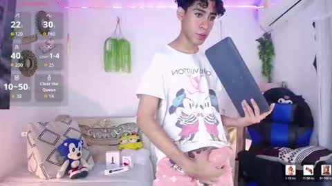 Snapshot of armondx_parkr chatting on February 3, 2026, 11:32 pm armond online show from February 3, 2026, 11:32 pm