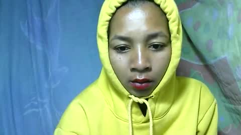 armonnette9794 online show from May 16, 2026, 2:52 am