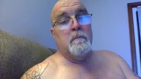 Snapshot of armyguy5311 chatting on February 17, 2026, 6:32 am armyguy5311 online show from February 17, 2026, 6:32 am