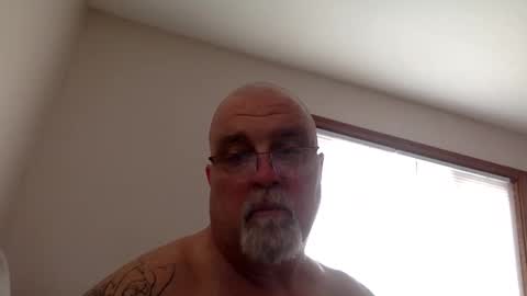 Snapshot of armyguy5311 chatting on February 17, 2026, 6:36 pm armyguy5311 online show from February 17, 2026, 6:36 pm