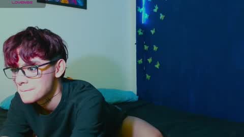 Arnold online show from October 24, 2025, 11:17 am