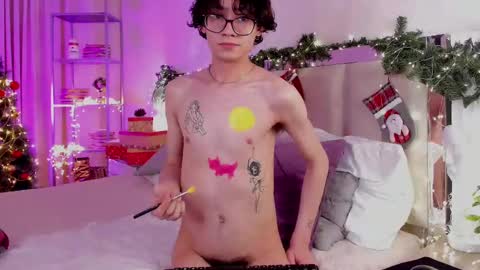 Arnold online show from December 25, 2024, 7:02 pm