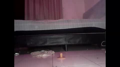 Snapshot of arombadacufofo chatting on December 13, 2025, 9:31 pm Cute Ass Princess online show from December 13, 2025, 9:31 pm