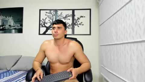 Aron-lake fit online show from February 4, 2025, 7:40 am