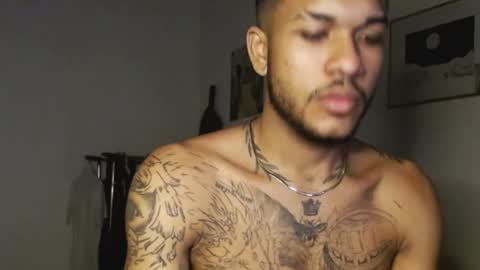 aron_7 online show from February 3, 2025, 5:40 am