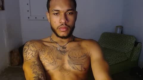 aron_7 online show from March 10, 2025, 4:49 am