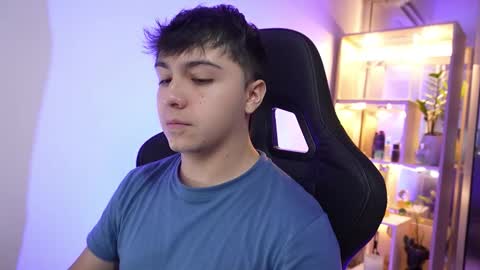 Snapshot of aron__cooper chatting on February 26, 2026, 11:59 pm aron__cooper online show from February 26, 2026, 11:59 pm