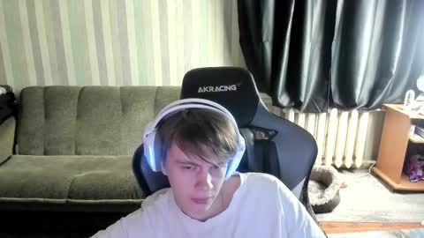 biggest penis  online show from December 5, 2025, 7:17 am