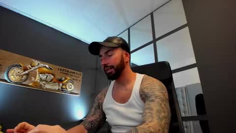 AronGrant online show from December 16, 2024, 11:33 am