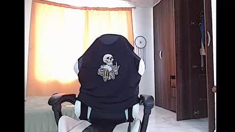 Snapshot of aronmiller404 chatting on March 12, 2025, 1:40 pm aronmiller online show from March 12, 2025, 1:40 pm