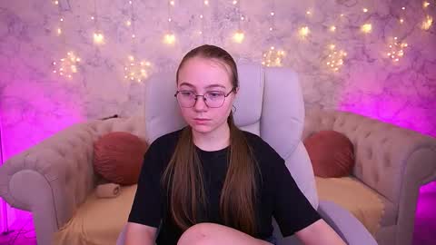 Snapshot of arrinawair chatting on February 24, 2026, 8:56 am arrinawair online show from February 24, 2026, 8:56 am